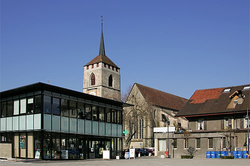 Temple Saint-Étienne dans le tissu urbain de Moudon